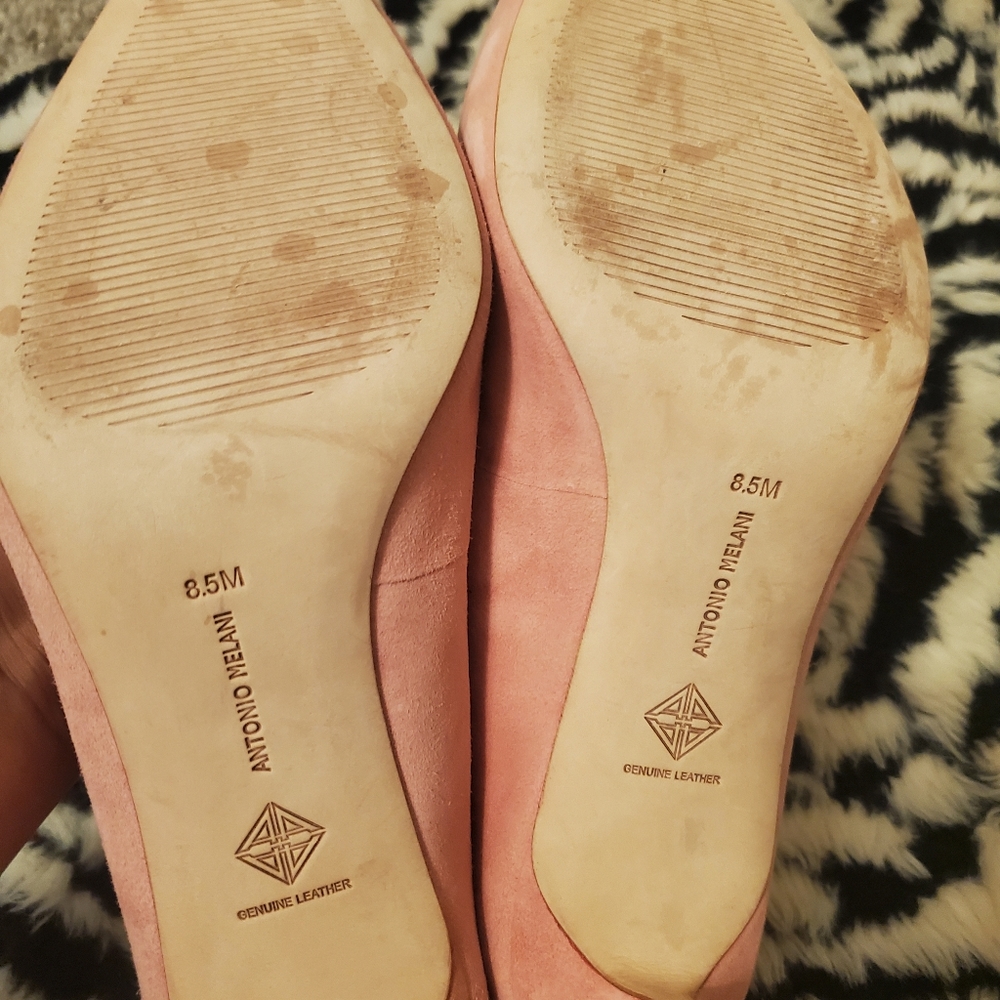 Heels - Picture 3 of 6